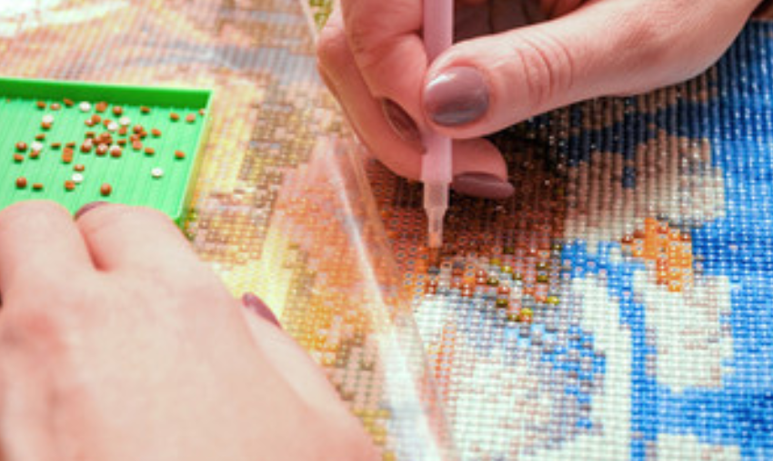 5 Crafty Ways You Can Reuse Your Leftover Arty Diamonds