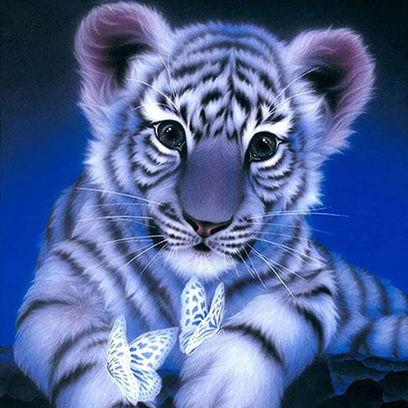 White Cub With Butterflies | Diamond Painting