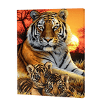 Load image into Gallery viewer, Tiger With Cubs | Diamond Painting

